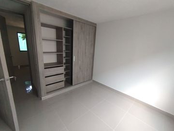 VENDO APARTAMENTO REFORMADO EN CAÑAVERALES