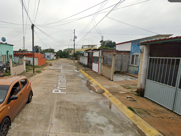 CASA DE RECUPERACIÓN BANCARIA EN CALLE PRIMAVERA, COL. PASEO DE LAS ARBOLEDAS, COSOLEACAQUE, VERACRUZ. ¡NO SE ACEPTAN CRÉDITOS!