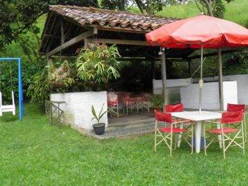 VENDO FINCA EN BORRERO AYERBE, KM 30