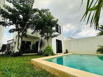 CASA EN VENTA EN GRAN SANTA FE DE 4 RECAMARAS,MÉRIDA YUCATÁN