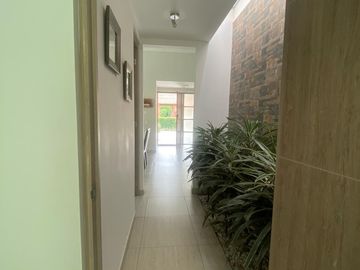 VENDO CASA EN ALFAGUARA