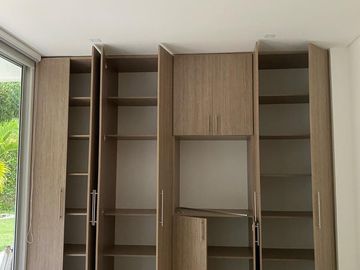 VENDO CASA EN ALFAGUARA