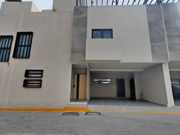 Casa en venta en Ocoyoacac cerca de los Encinos a 3 minutos de la carretera México Toluca