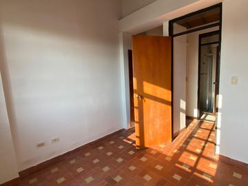 ALQUILO CASA EN EL SECTOR DE LA AVENIDA SAN MATEO COD 8590426