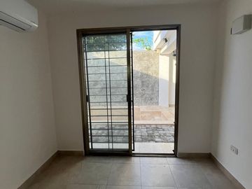 SE VENDE CASA EN CHUBURNA DE HIDALGO, MÉRIDA YUCATÁN