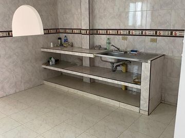 VENDO APARTAMENTO EN EL BARRIO EL TRONCAL