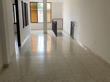 VENDO APARTAMENTO EN EL BARRIO EL TRONCAL