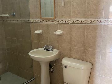VENDO APARTAMENTO EN EL BARRIO EL TRONCAL