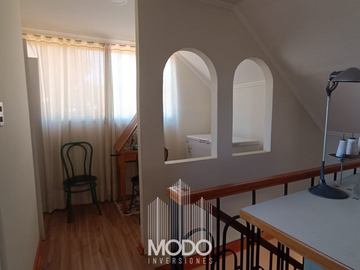 SE VENDE CASA EN MACHALÍ 3D+2B
