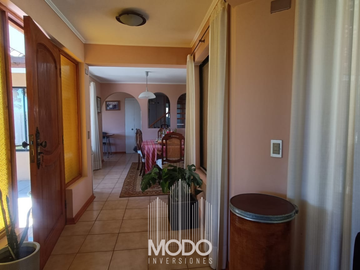 SE VENDE CASA EN MACHALÍ 3D+2B
