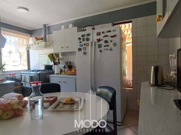 SE VENDE CASA EN MACHALÍ 3D+2B