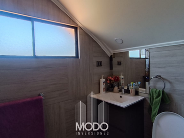 SE VENDE CASA EN MACHALÍ 3D+2B
