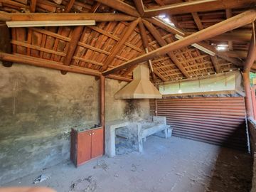 CASA OFICINA EN EL CENTRO DE LOS ÁNGELES, REGION BIO BIO