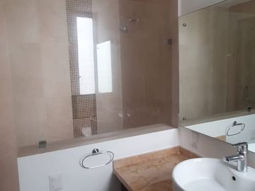 🚀 Juriquilla: Casa con Roof Garden, Seguridad 24/7 y Amenidades de Lujo 🚀 🏡 Tu hogar ideal con espacios amplios, Roof Garden y acceso a amenidades