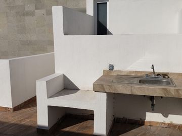 🚀 Juriquilla: Casa con Roof Garden, Seguridad 24/7 y Amenidades de Lujo 🚀 🏡 Tu hogar ideal con espacios amplios, Roof Garden y acceso a amenidades