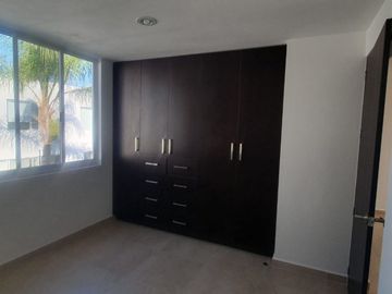 🚀 Juriquilla: Casa con Roof Garden, Seguridad 24/7 y Amenidades de Lujo 🚀 🏡 Tu hogar ideal con espacios amplios, Roof Garden y acceso a amenidades