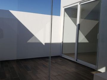 🚀 Juriquilla: Casa con Roof Garden, Seguridad 24/7 y Amenidades de Lujo 🚀 🏡 Tu hogar ideal con espacios amplios, Roof Garden y acceso a amenidades