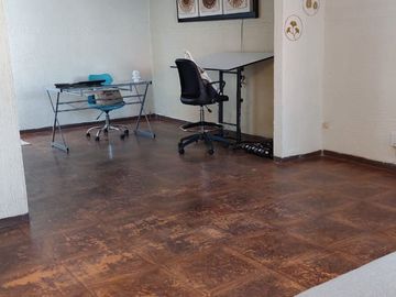 VENDO CASA MUY AMPLIA EN VILLA DE LAS FLORES, EXCELENTE UBICACION