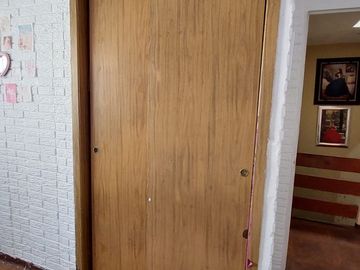 VENDO CASA MUY AMPLIA EN VILLA DE LAS FLORES, EXCELENTE UBICACION