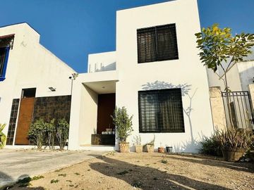 SE VENDE CASA EN GRAN SANTA FÉ, MÉRIDA YUCATÁN