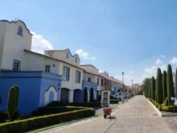 VENTA DE CASA PASEO D LA ASUNCION 266 NORTE CONDOMINIO B FRACCIONAMIENTO RANCHO LAS PALOMAS LLANO GRANDE METEPEC ESTADO DE MEXICO