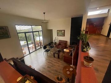 Vendo Casa Quinta en el Guaran gal frente a  Tanda DE Guayllabamba