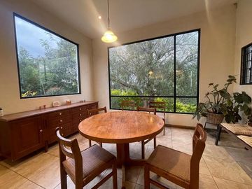 Vendo Casa Quinta en el Guaran gal frente a  Tanda DE Guayllabamba