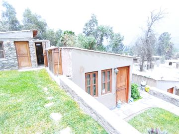 VENTA CASA CHACLACAYO ALT. BANCO NACION 2500M2 MAS 1000 M2 A $500,000 INSUPERABLE
