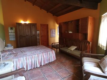 VENTA CASA CHACLACAYO ALT. BANCO NACION 2500M2 MAS 1000 M2 A $500,000 INSUPERABLE
