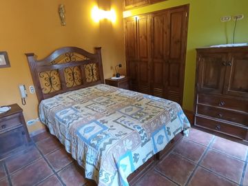 VENTA CASA CHACLACAYO ALT. BANCO NACION 2500M2 MAS 1000 M2 A $500,000 INSUPERABLE