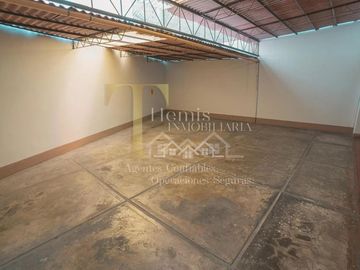 Vendo Casa en Santiago de Surco