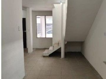CASA EN VENTA, LOS PINOS, APODACA, 2 PLANTAS,4 RECÁMARAS, 2.5 BAÑOS,  COCHERA DOBLE, COCINA INTEGRAL