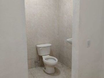 CASA EN VENTA, LOS PINOS, APODACA, 2 PLANTAS,4 RECÁMARAS, 2.5 BAÑOS,  COCHERA DOBLE, COCINA INTEGRAL