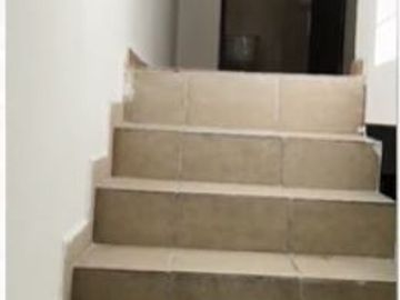 CASA EN VENTA, LOS PINOS, APODACA, 2 PLANTAS,4 RECÁMARAS, 2.5 BAÑOS,  COCHERA DOBLE, COCINA INTEGRAL