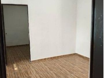 CASA EN VENTA, LOS PINOS, APODACA, 2 PLANTAS,4 RECÁMARAS, 2.5 BAÑOS,  COCHERA DOBLE, COCINA INTEGRAL