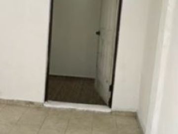 CASA EN VENTA, LOS PINOS, APODACA, 2 PLANTAS,4 RECÁMARAS, 2.5 BAÑOS,  COCHERA DOBLE, COCINA INTEGRAL