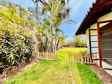 Casa en venta Calle Ibiza un piso en buen estado