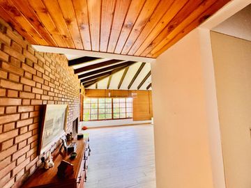 Casa en venta Calle Ibiza un piso en buen estado