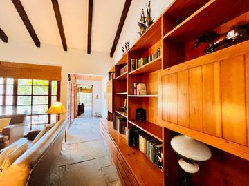 Casa en venta Calle Ibiza un piso en buen estado