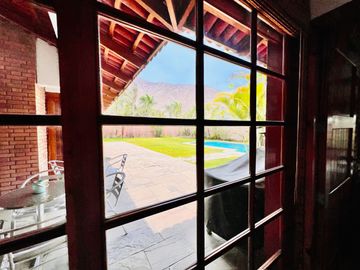Casa en venta Calle Ibiza un piso en buen estado