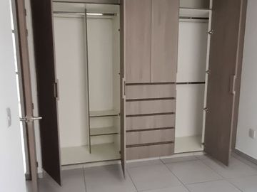 RENTA DE DEPARTAMENTO NUEVO EN ZONA ESMERALDA, SAN MATEO ATENCO, ESTADO DE MÉXICO