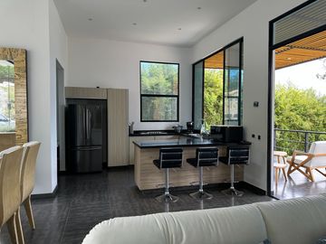 Venta de Imponente Finca de Lujo en el Corazón del Lago Calima – Un Refugio Exclusivo para los Amantes del Lujo, los Deportes Acuáticos y la Vida en F