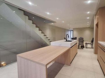 🏡 DUPLEX TOWNHOUSE FOR SALE IN KAMIAS/ANONAS AREA!!!