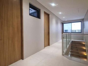 🏡 DUPLEX TOWNHOUSE FOR SALE IN KAMIAS/ANONAS AREA!!!