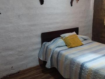 VENDE HERMOSA PARCELA CON CASA EN MANTAGUA