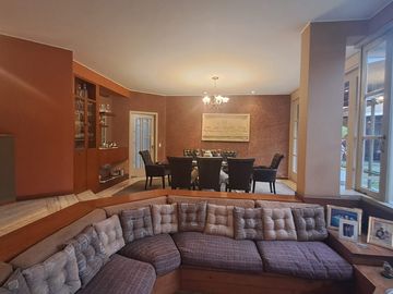 EXCLUSIVA CASA EN LA MOLINA VIEJA – AMPLIA, ILUMINADA Y CON EXCELENTES ACABADOS