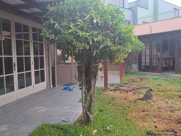 EXCLUSIVA CASA EN LA MOLINA VIEJA – AMPLIA, ILUMINADA Y CON EXCELENTES ACABADOS