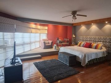 EXCLUSIVA CASA EN LA MOLINA VIEJA – AMPLIA, ILUMINADA Y CON EXCELENTES ACABADOS