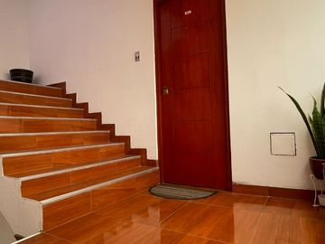 SE VENDE EDIFICIO - COMAS