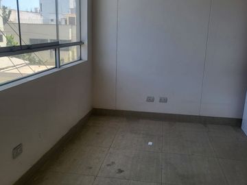 ALQUILO LINDO DEPARTAMENTO EL SAUCE SURQUILLO X COMERCIAL HIGUERETA